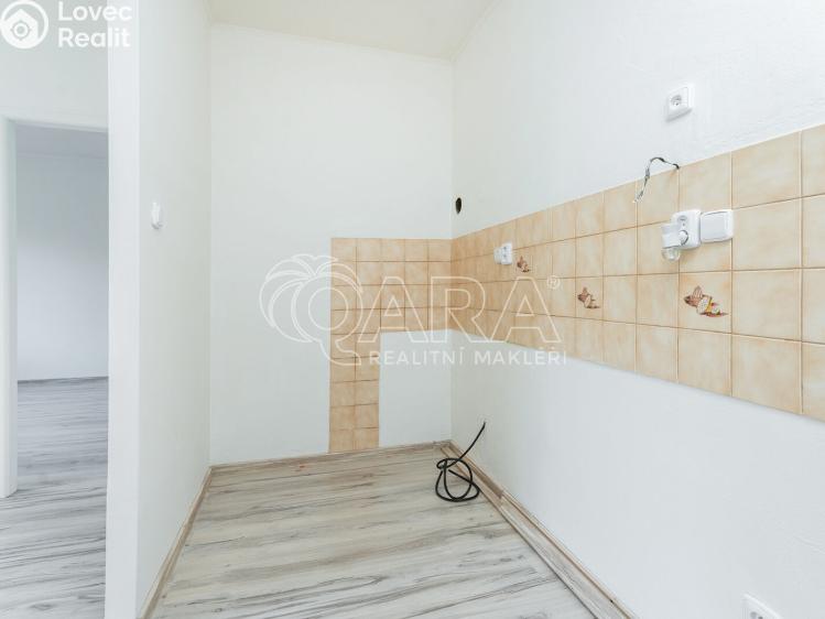 Sale apartment 2+KK Praha, Za vokovickou vozovnou 267/12 č. 17