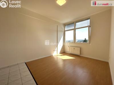 Rent apartment 2+KK Zruč nad Sázavou, náměstí Míru č. 3
