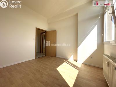 Rent apartment 2+KK Zruč nad Sázavou, náměstí Míru č. 6