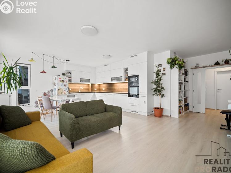 Prodej bytu 3+KK Hradec Králové, Antonína Petrofa č. 2