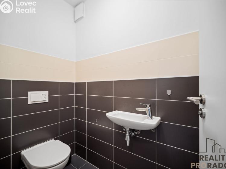 Prodej bytu 3+KK Hradec Králové, Antonína Petrofa č. 25