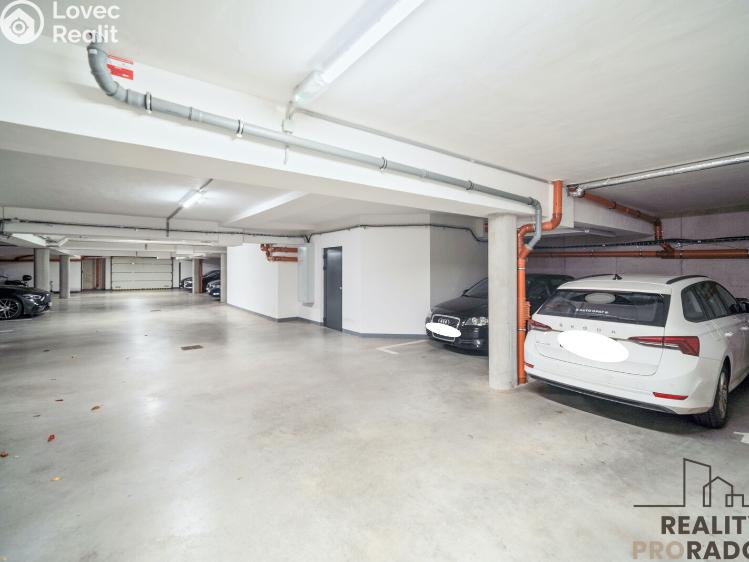 Prodej bytu 3+KK Hradec Králové, Antonína Petrofa č. 28