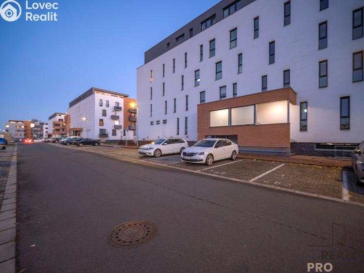 Prodej bytu 3+KK Hradec Králové, Antonína Petrofa č. 29