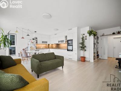 Prodej bytu 3+KK Hradec Králové, Antonína Petrofa č. 2