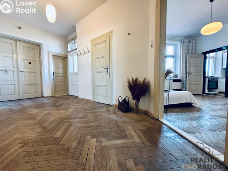 Prodej bytu 3+KK Olomouc, U podjezdu č. 7