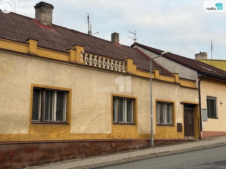 Prodej rodinného domu Radnice, Nádražní 306 č. 2