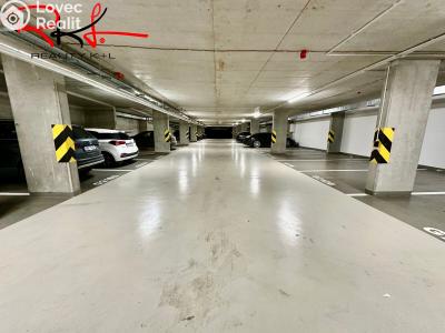 Pronájem garáže Praha, U Pergamenky č. 4