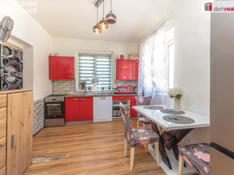 Prodej činžovního domu Králův Dvůr, 5. května č. 4