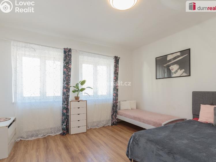 Prodej činžovního domu Králův Dvůr, 5. května č. 10