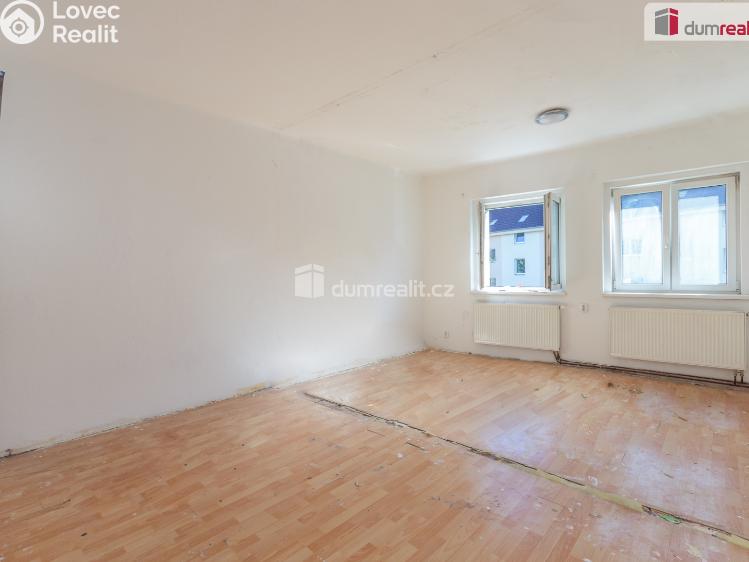 Prodej činžovního domu Králův Dvůr, 5. května č. 12