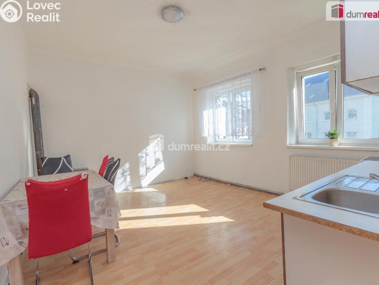 Prodej činžovního domu Králův Dvůr, 5. května č. 16