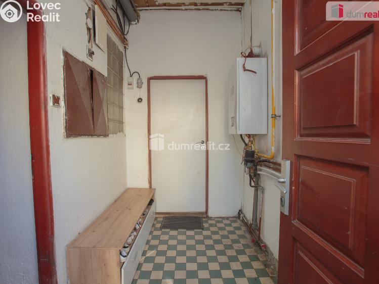 Prodej činžovního domu Králův Dvůr, 5. května č. 21