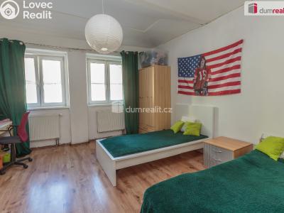 Prodej činžovního domu Králův Dvůr, 5. května č. 6