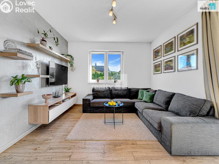 Prodej rodinného domu Veliká Ves, Slunečná č. 10