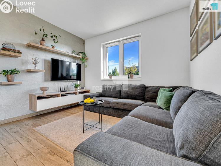 Prodej rodinného domu Veliká Ves, Slunečná č. 11