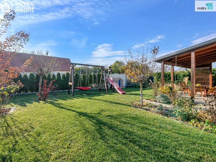 Prodej rodinného domu Veliká Ves, Slunečná č. 24