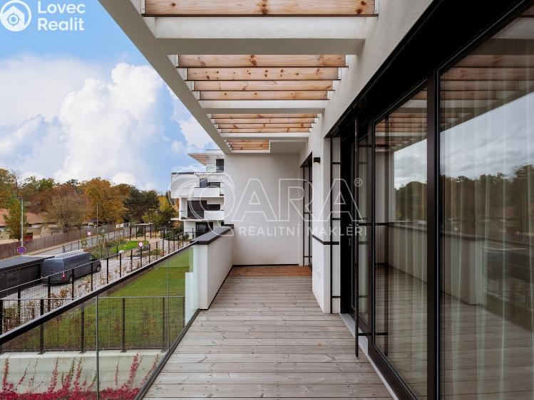 Pronájem bytu 2+KK Praha, Pod Hrachovkou 729/3 č. 15