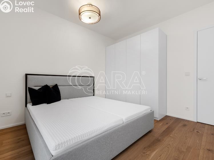 Аренда квартиры 2+KK Praha, Pod Hrachovkou 729/3 č. 13