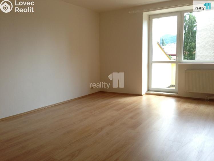 Pronájem bytu 1+KK Náchod, Masarykovo náměstí č. 2