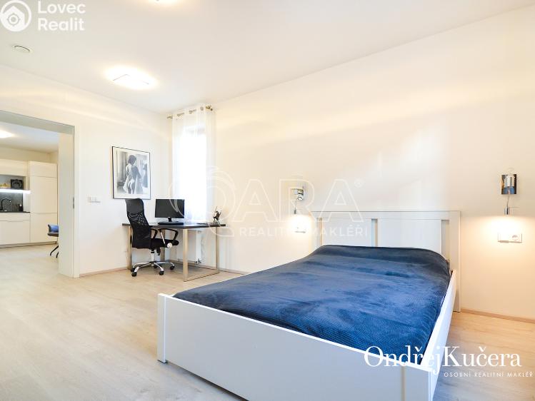 Pronájem bytu 2+KK Praha, Krátká 419/39 č. 11