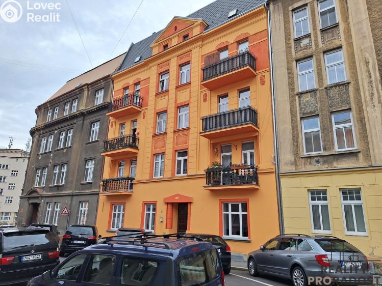 Pronájem bytu 2+KK Děčín, Divišova č. 1