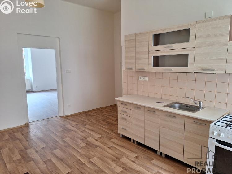 Pronájem bytu 2+KK Děčín, Divišova č. 2