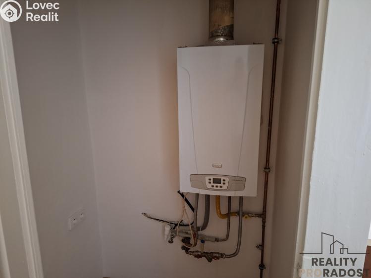 Pronájem bytu 2+KK Děčín, Divišova č. 9