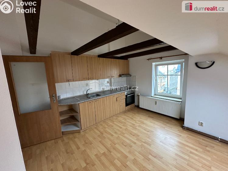 Pronájem bytu 2+1 Mariánské Lázně, Luční č. 4