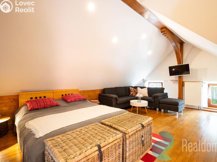 Sale multi-gen house Benešov nad Černou č. 14