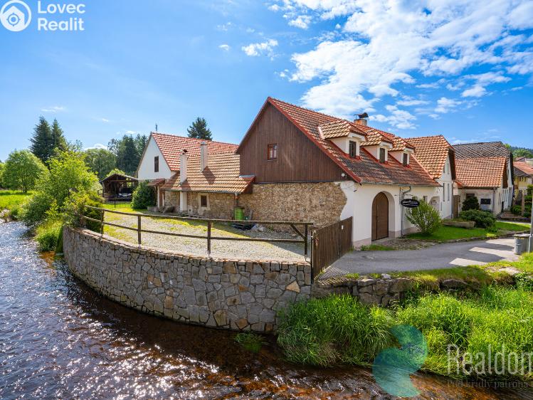 Prodej vícegeneračního domu Benešov nad Černou č. 26