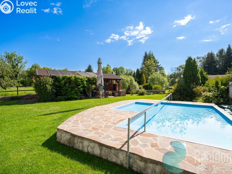 Продажа многогенного дом Benešov nad Černou č. 24