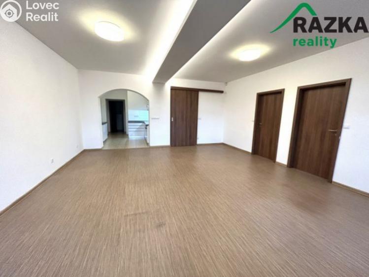 Pronájem bytu 3+KK Planá, náměstí Svobody č. 9