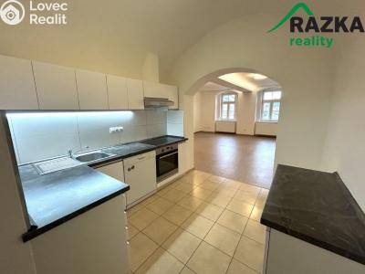 Pronájem bytu 3+KK Planá, náměstí Svobody č. 3