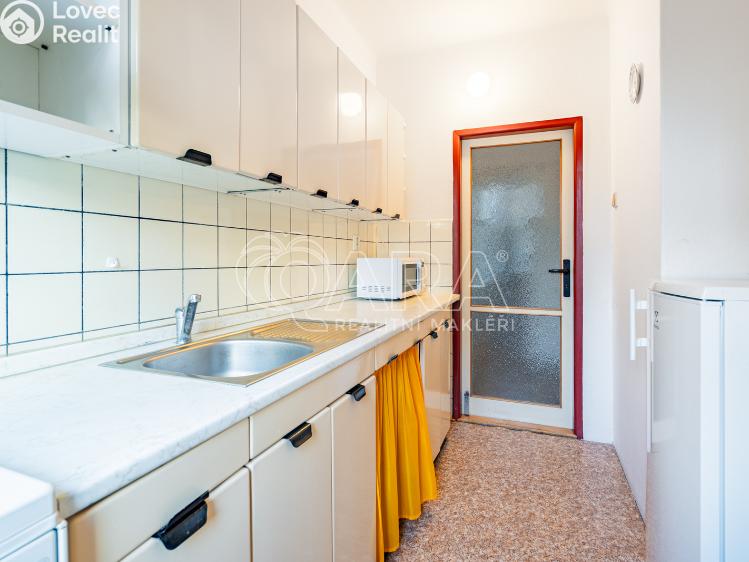 Продаж сімейного будинку Komárov, Sokolovická 400 č. 17