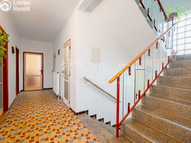 Продаж сімейного будинку Komárov, Sokolovická 400 č. 21