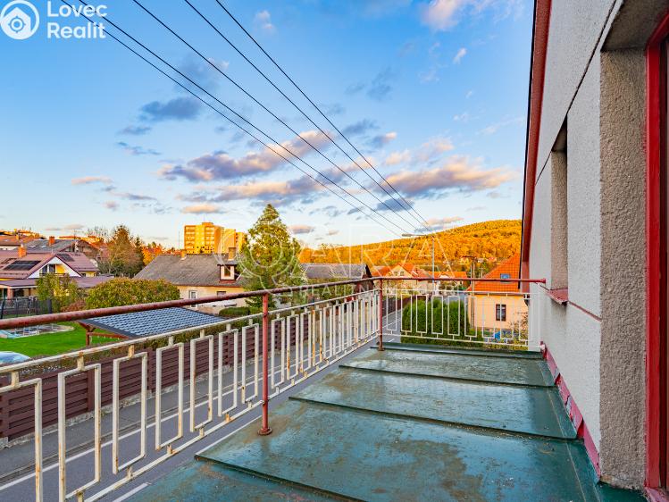 Продаж сімейного будинку Komárov, Sokolovická 400 č. 24