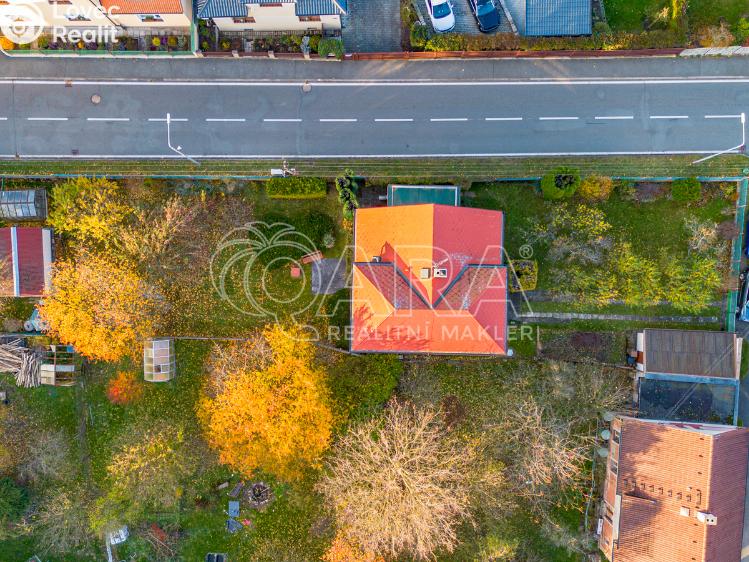 Продаж сімейного будинку Komárov, Sokolovická 400 č. 38