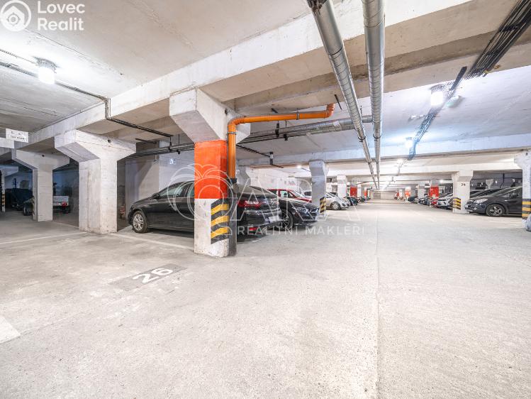 Prodej garážového stání Praha, Ve Lhotce č. 1