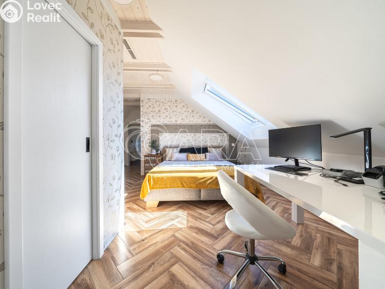 Prodej rodinného domu Ondřejov, Choceradská 32 č. 5