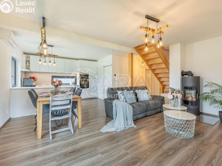 Prodej rodinného domu Slověnice č. 9