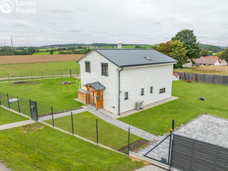 Prodej rodinného domu Slověnice č. 27