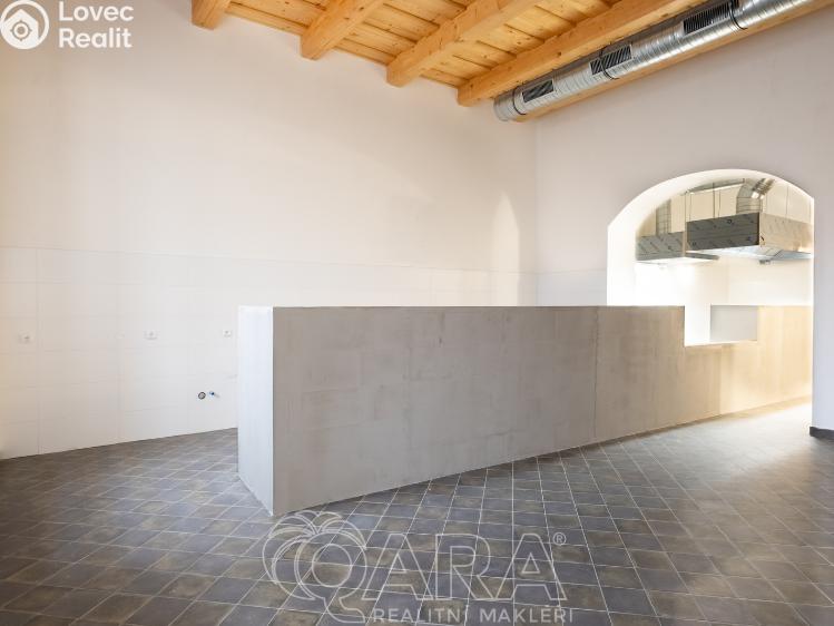 Pronájem restaurace Brandýs nad Labem-Stará Boleslav, Masarykovo náměstí 98/4 č. 8