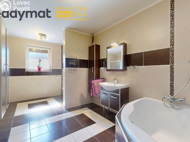 Prodej rodinného domu Loděnice č. 11