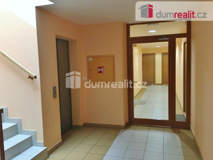 Pronájem bytu 2+KK Praha 5, U panské zahrady č. 12