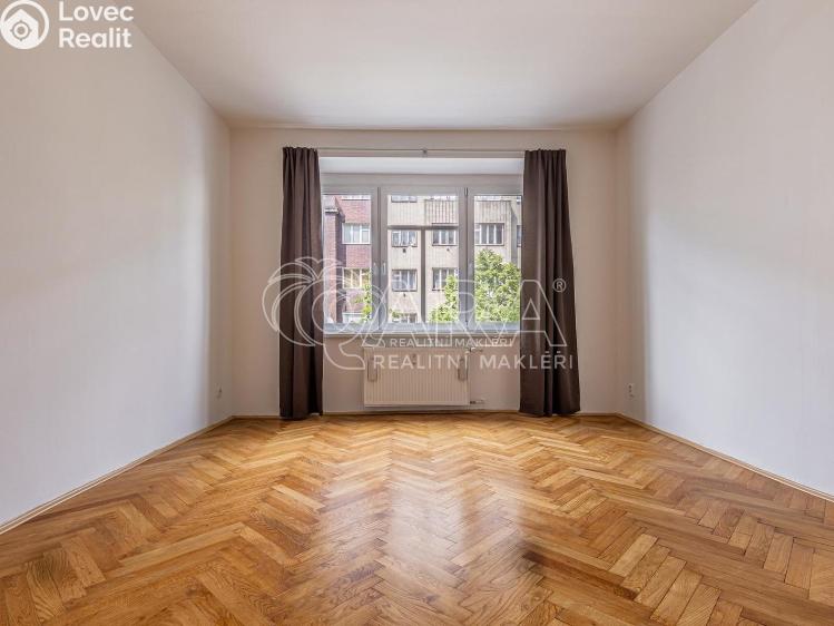 Pronájem bytu 2+KK Praha, Vršovická 897/20 č. 8