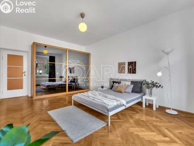 Pronájem bytu 2+KK Praha, Vršovická č. 2