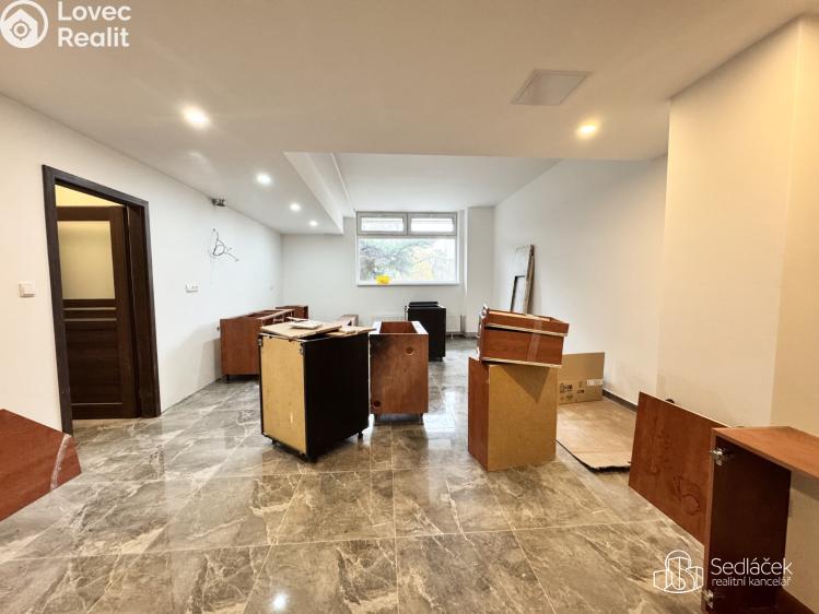 Pronájem bytu 4+1 Sokolov, Boženy Němcové č. 11