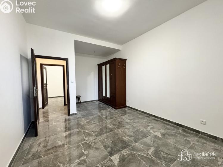 Pronájem bytu 4+1 Sokolov, Boženy Němcové č. 8