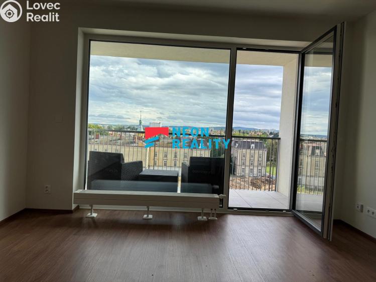 Pronájem bytu 1+KK Opava, Císařského pluku 3078/7 č. 7