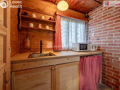 Sale hut Třtice č. 4